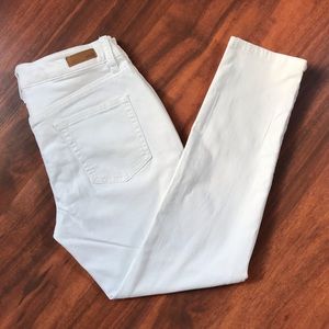 JAG Jeans | NWOT White Girlfriend Jeans size 2P